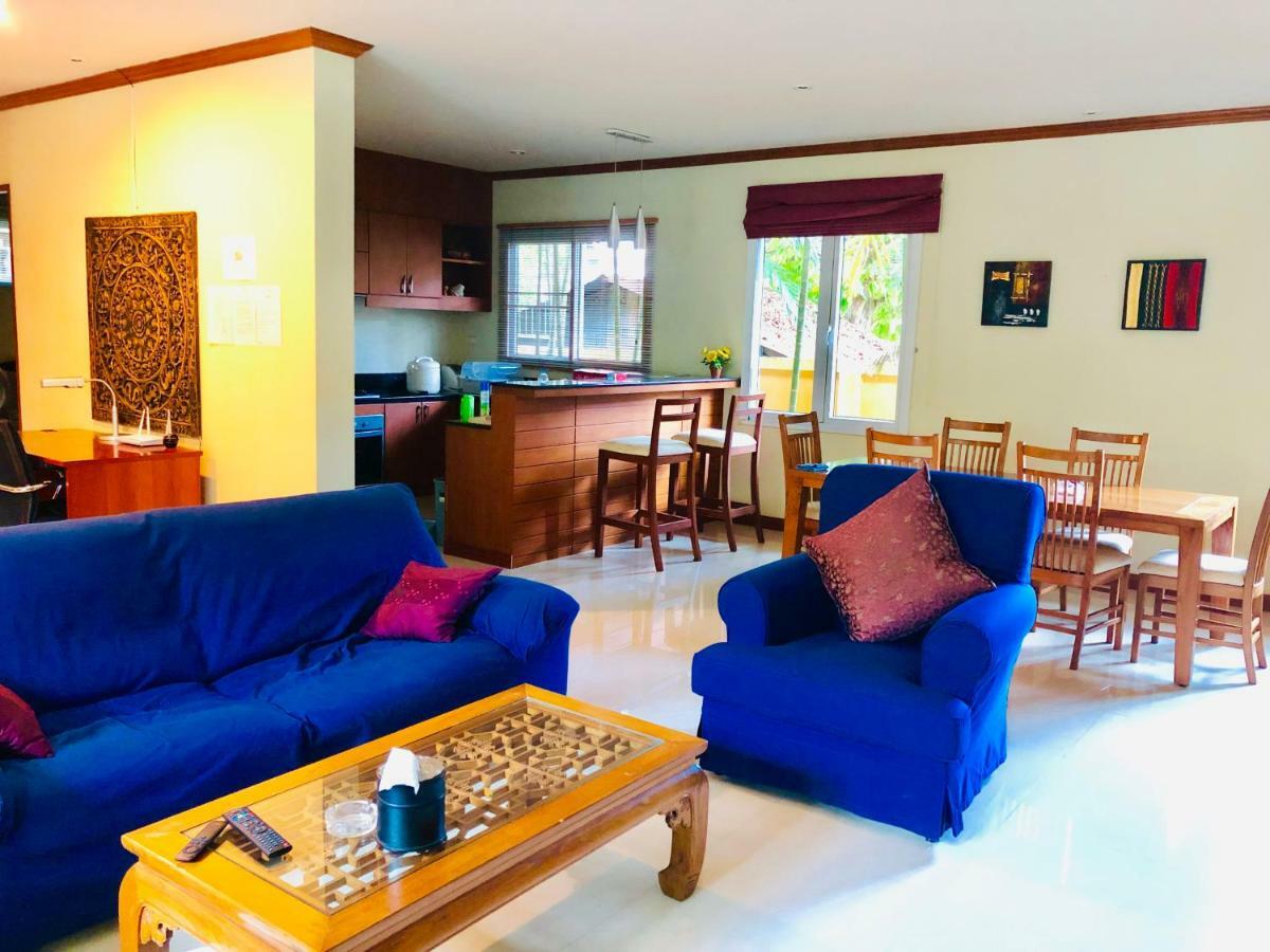 Karon Pool Villa 卡伦3卧泳池别墅 Exteriör bild